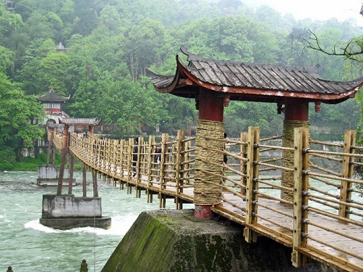 anianbridgebamboo.jpg
