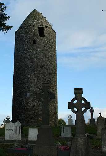 Dromiskin-Round-Tower.jpg