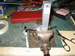 Laminant_vice_tape_other_end_300.jpg