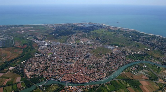 41-8-21-agde.jpg